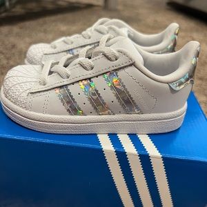 Barley worn adidas sneaker toddler shoes. Size 5.5 K
